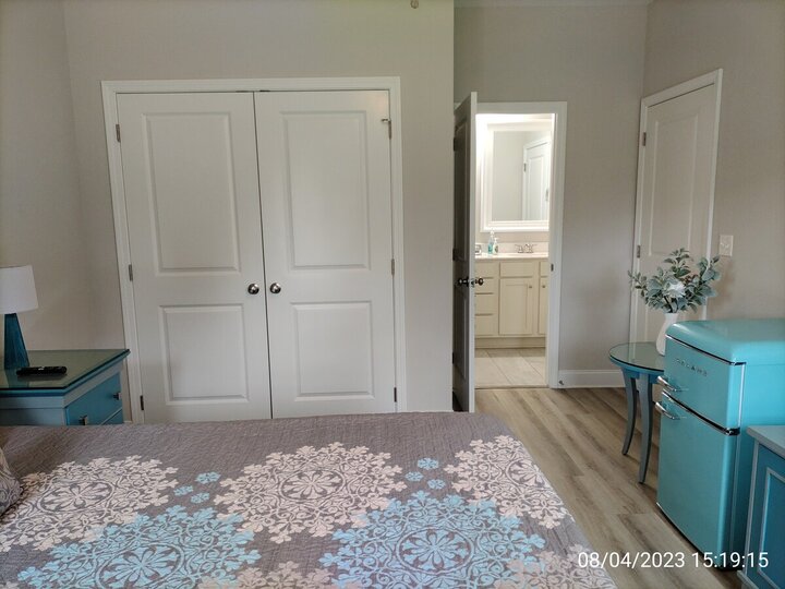 Guest suite in Shalimar, US