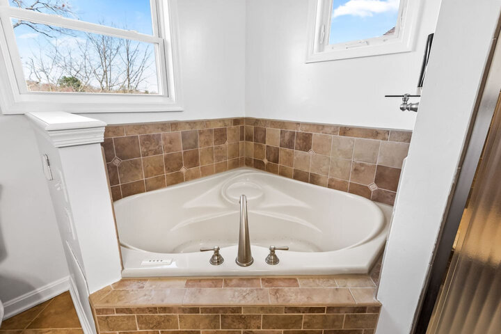 House in Glen Burnie, US