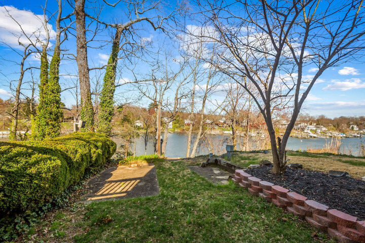 House in Glen Burnie, US
