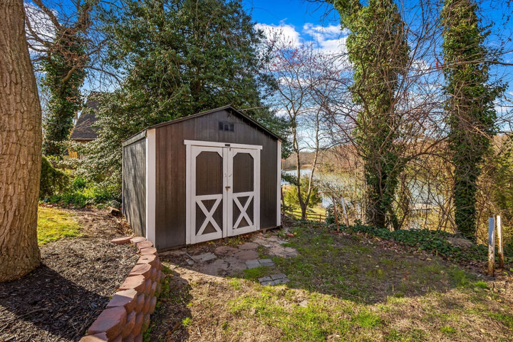 House in Glen Burnie, US
