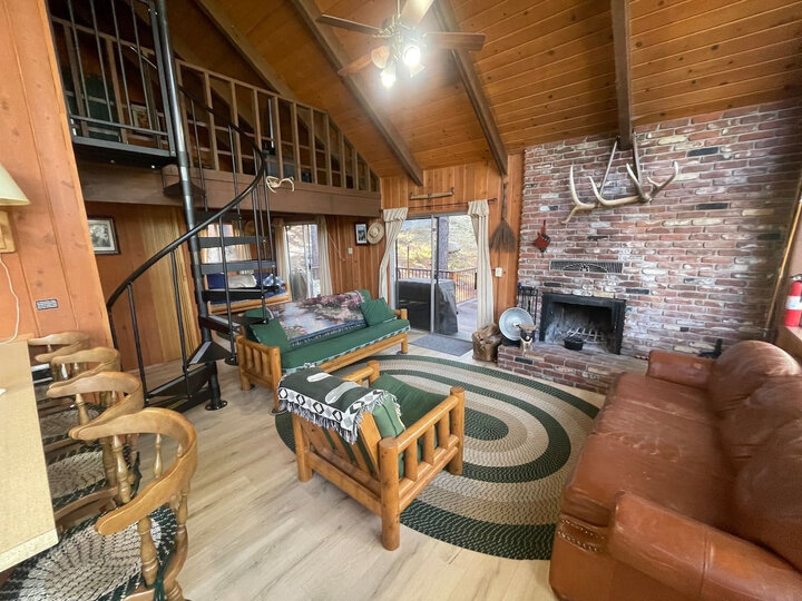 House in Pine Mountain Club, US