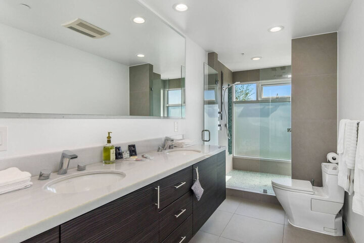 House in Beverly Hills, US