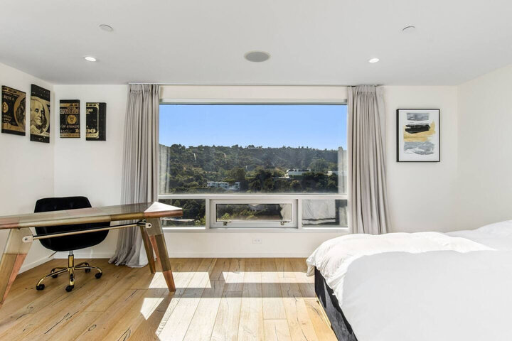 House in Beverly Hills, US