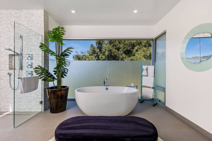 House in Beverly Hills, US