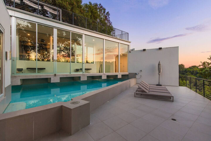 House in Beverly Hills, US