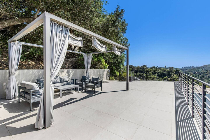 House in Beverly Hills, US