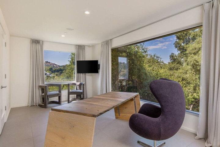 House in Beverly Hills, US