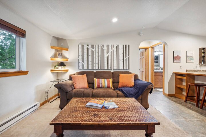 Rental unit in Golden, US