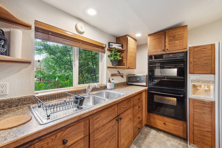 Rental unit in Golden, US