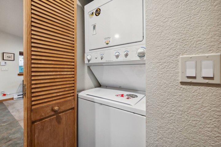 Rental unit in Golden, US