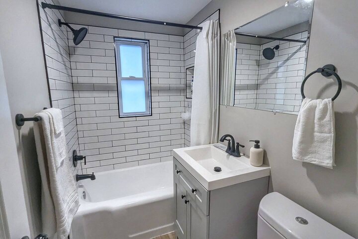 Rental unit in Alexandria, US