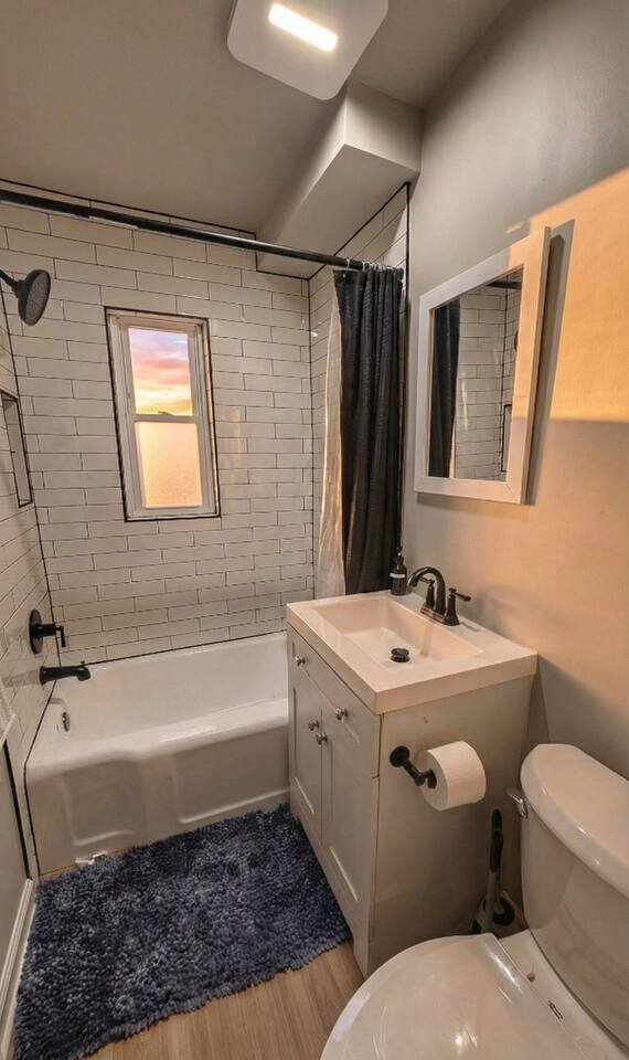 Rental unit in Alexandria, US