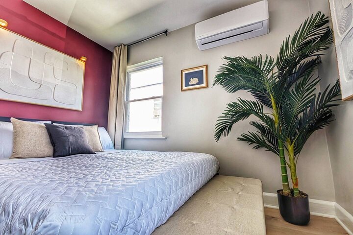 Rental unit in Alexandria, US