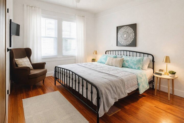 Rental unit in St. Petersburg, US