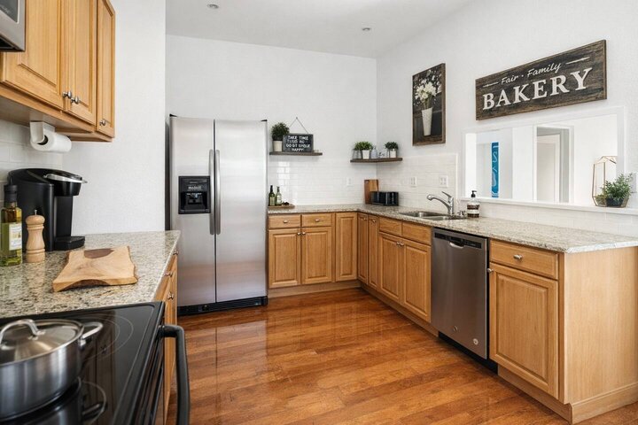 Rental unit in St. Petersburg, US