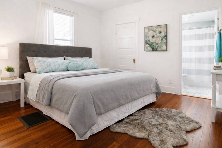 Rental unit in St. Petersburg, US