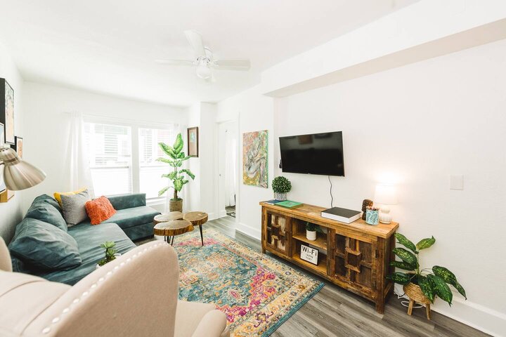 Rental unit in St. Petersburg, US