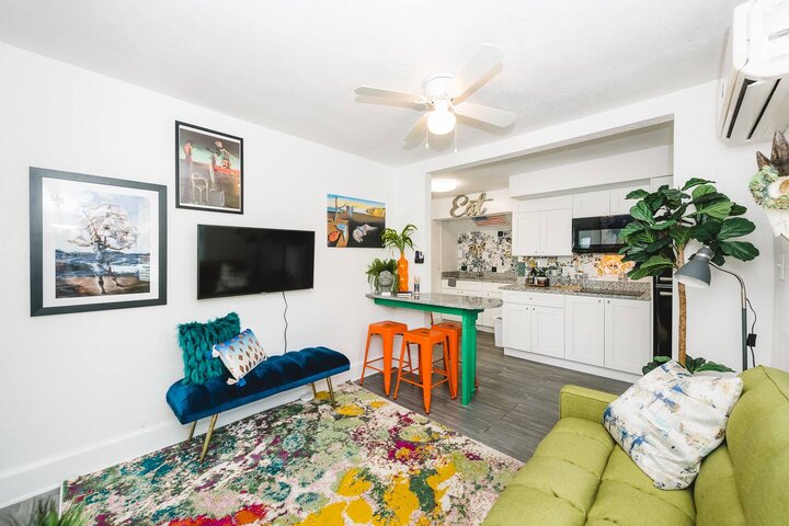 Rental unit in St. Petersburg, US