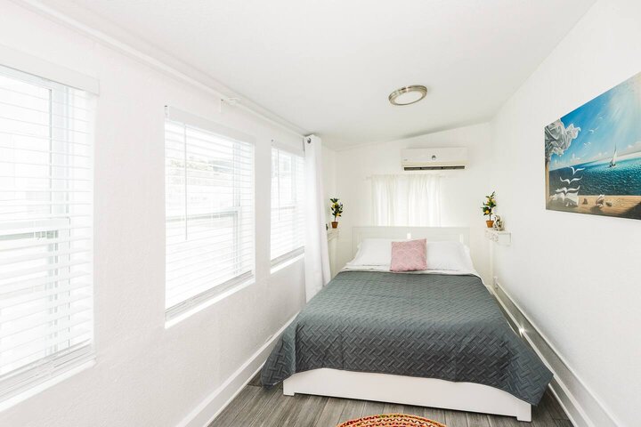 Rental unit in St. Petersburg, US