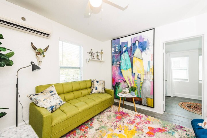 Rental unit in St. Petersburg, US