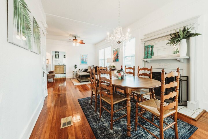 Rental unit in St. Petersburg, US