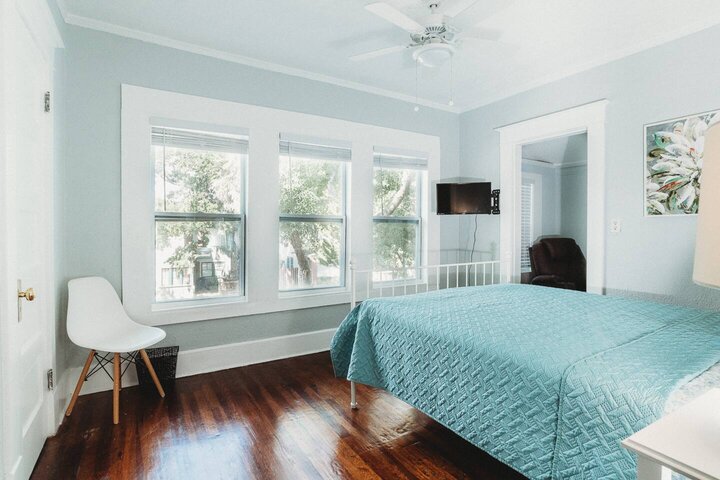 Rental unit in St. Petersburg, US