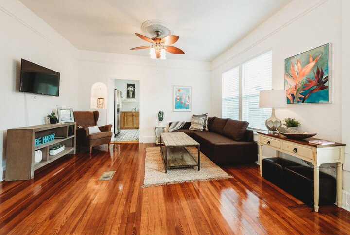 Rental unit in St. Petersburg, US