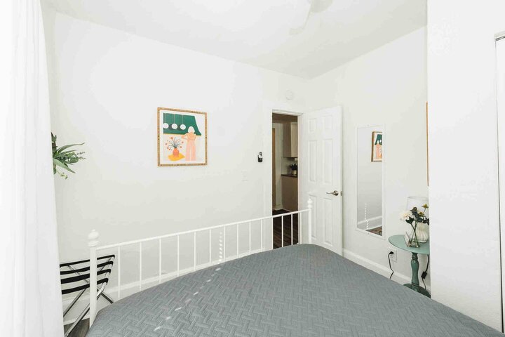 Rental unit in St. Petersburg, US