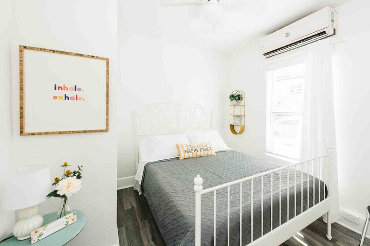 Rental unit in St. Petersburg, US