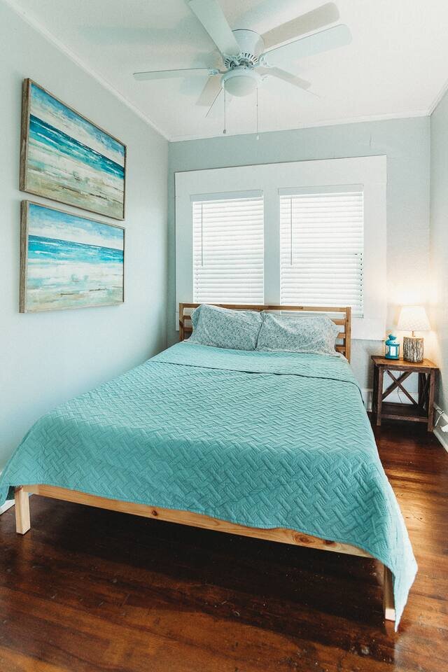 Bungalow in St. Petersburg, US