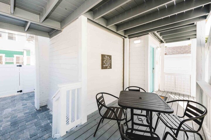 Bungalow in St. Petersburg, US