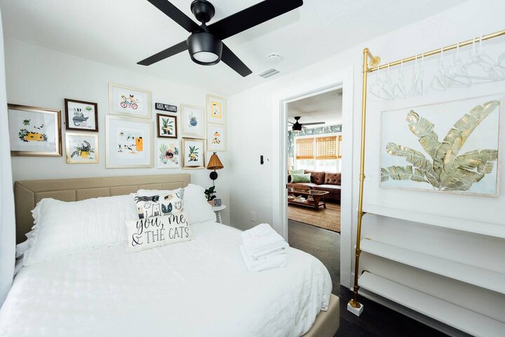 Rental unit in St. Petersburg, US