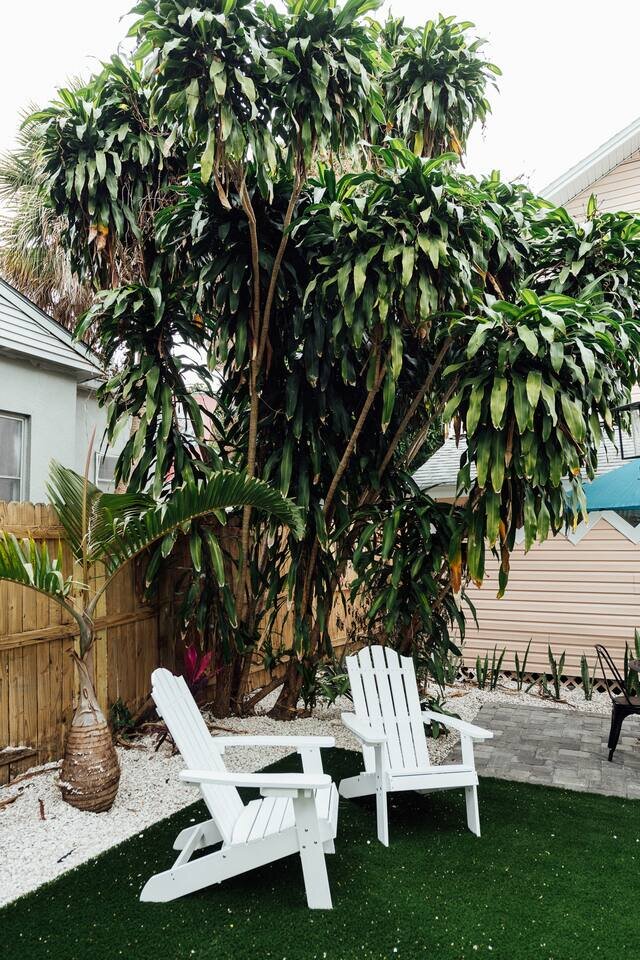 Rental unit in St. Petersburg, US