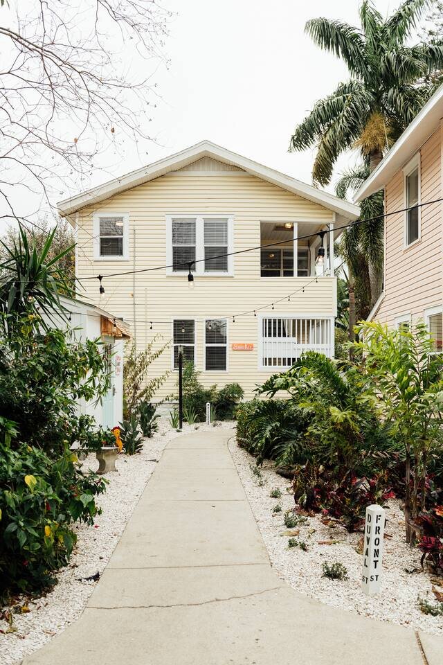 Rental unit in St. Petersburg, US