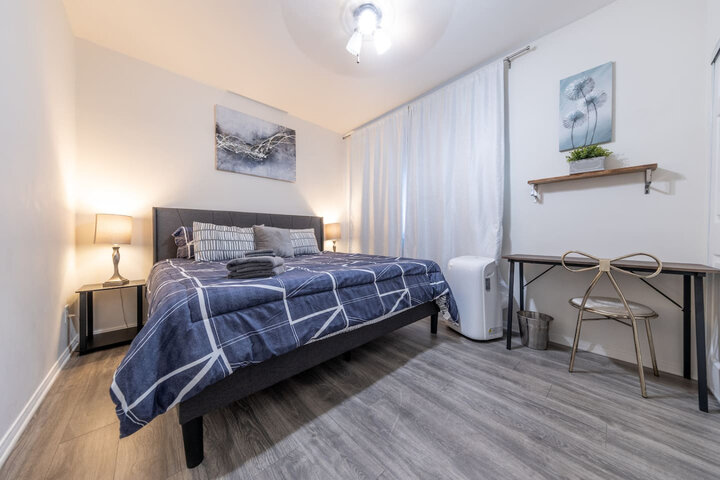 House in Long Beach, US