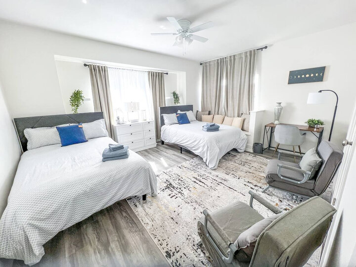 House in Long Beach, US