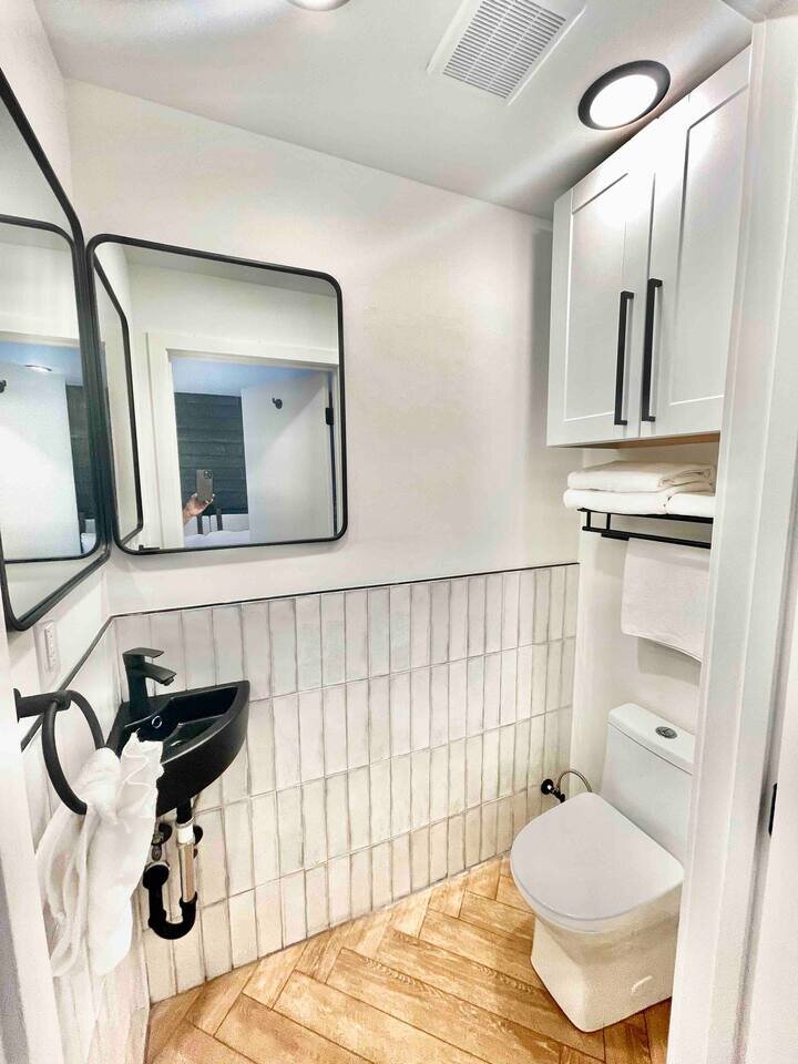 Guest house in Washington, US