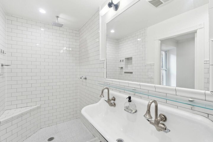 Home in Washington, US