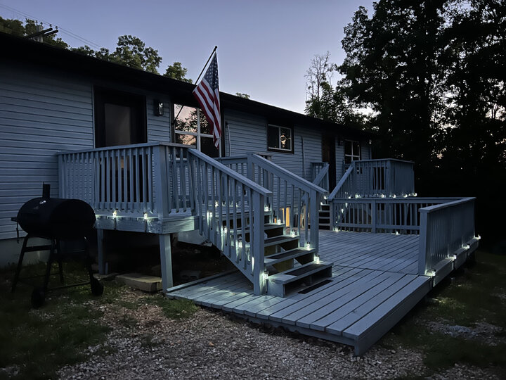 House in Saint Robert, US