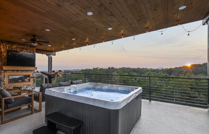 Cabin in Pigeon Forge, US