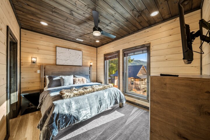 Cabin in Pigeon Forge, US