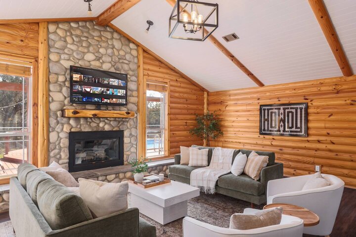 House in Dripping Springs, US