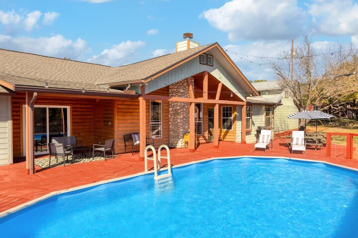 House in Dripping Springs, US