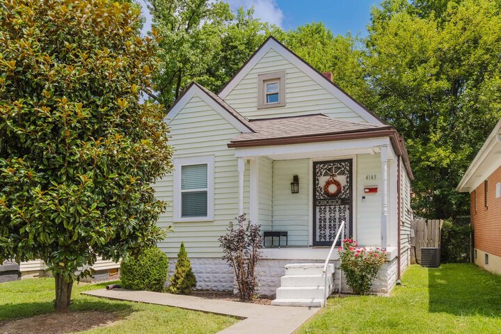 Bungalow in Louisville, US
