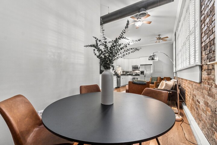 Rental unit in Columbia, US