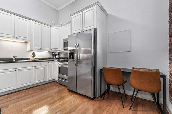 Rental unit in Columbia, US