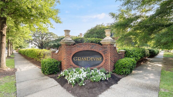 Apartment in Columbia, US