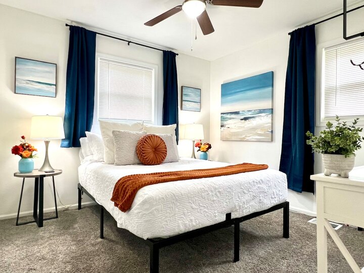 Home in Englewood, US