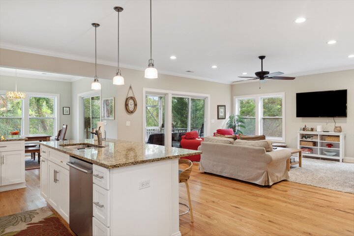 House in Folly Beach, US