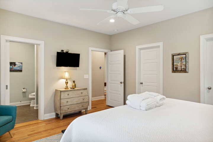 House in Folly Beach, US